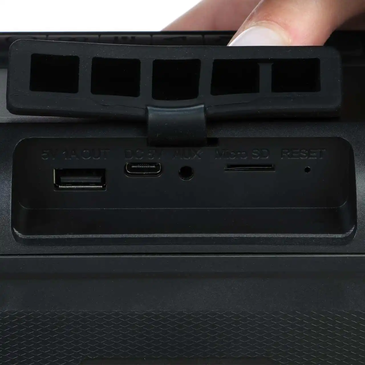 اسپیکر بلوتوثی قابل حمل ProOne مدل PSB4985 - مشکی - گارانتی یکساله کاوان